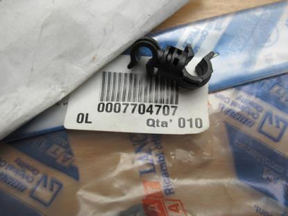 7704707 Klem brandstoftank