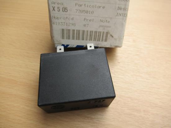 7705010 Relais deurvergrendeling