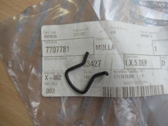 7707781 Veer armleuning