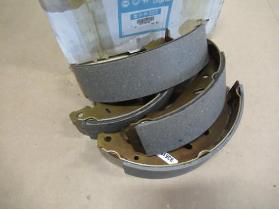 77362451 Remschoenset