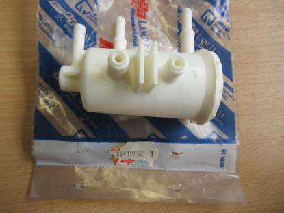 82415912 Afscheider brandstofpomp