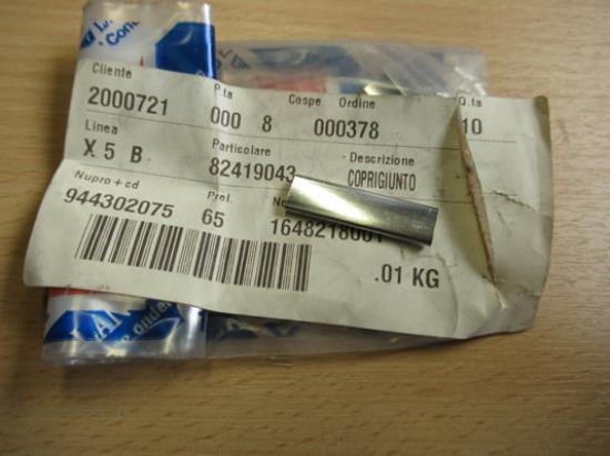 82419043 Afdekkapje ruit