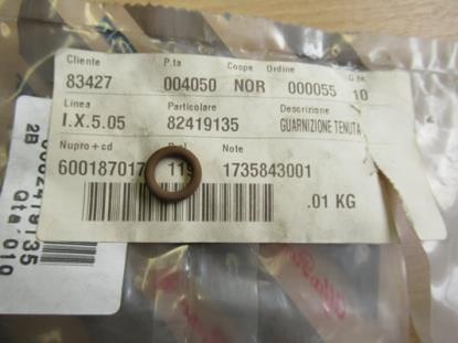 82419135 Pakking brandstoftank