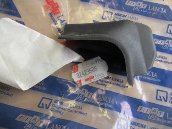 82423606 Afdekkap deur voorzijde links