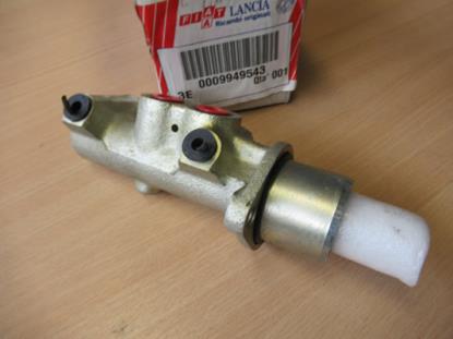 9949543 Hoofdremcilinder