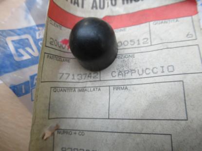 7713742 Afdekdop dakdrager