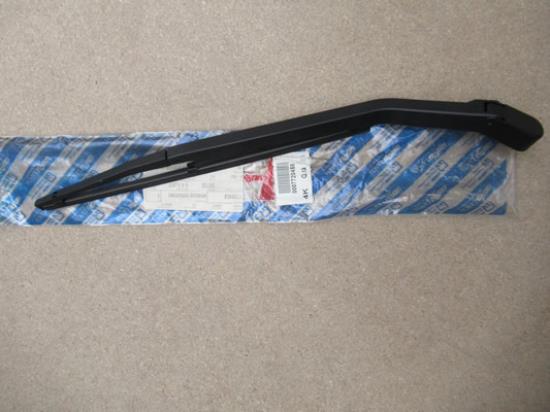 7720458 Ruitenwisserarm