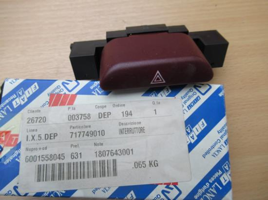 717749010 Schakelaar