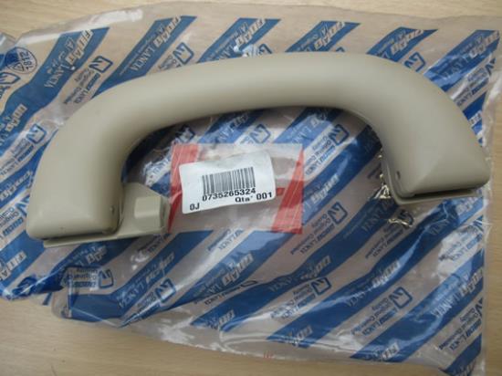 735265324 Handgreep rechts