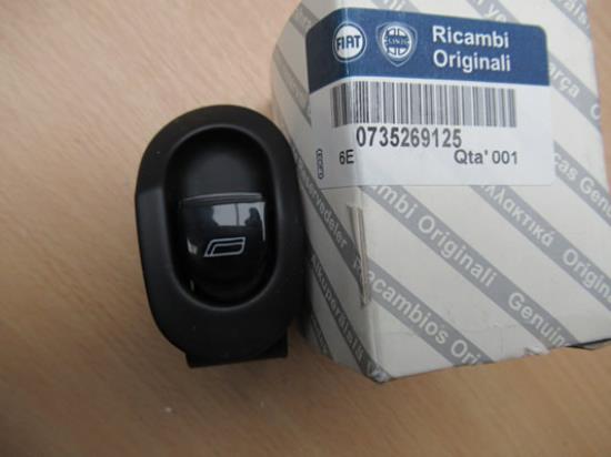 735269125 Schakelaar rechts