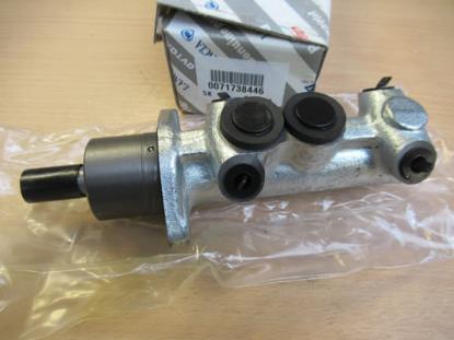 71738446 Hoofdremcilinder