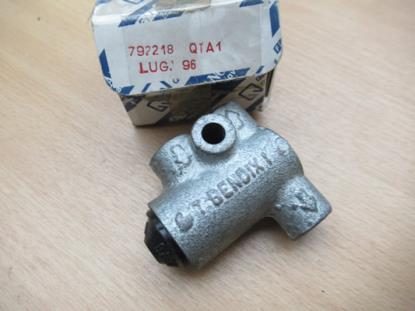 792218 Remkrachtregelaar