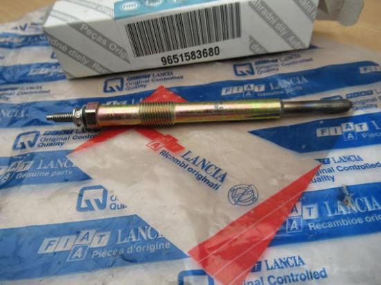 9651583680 Gloeibougie