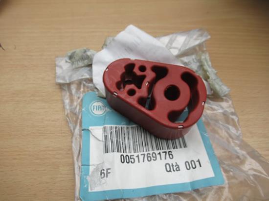 51769176 Uitlaatrubber