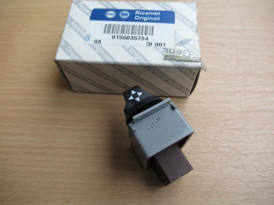 156035794 Schakelaar