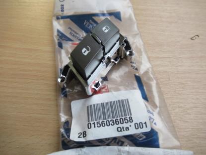 156036058 Schakelaar rechterzijde