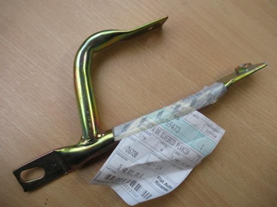 46759473 Beugel rechterzijde