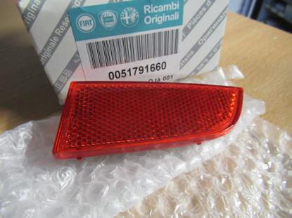 51791660 Reflector rechterzijde