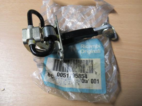 51795854 Deurvanger voorzijde