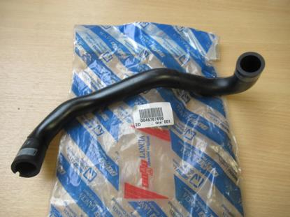 46767698 Ontluchting motorblok slang