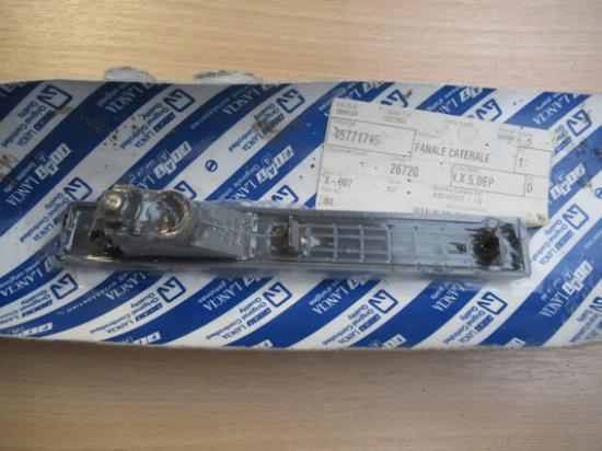 46771715 Richtingaanwijzer rechterzijde