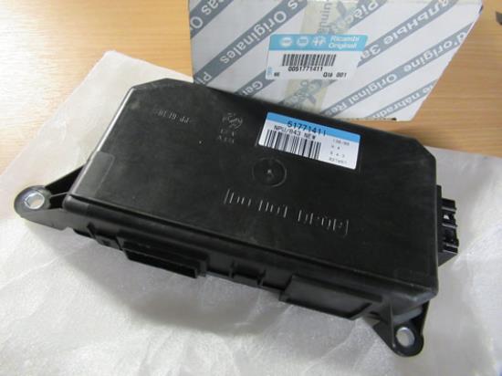 51771411 ECU portier linkerzijde