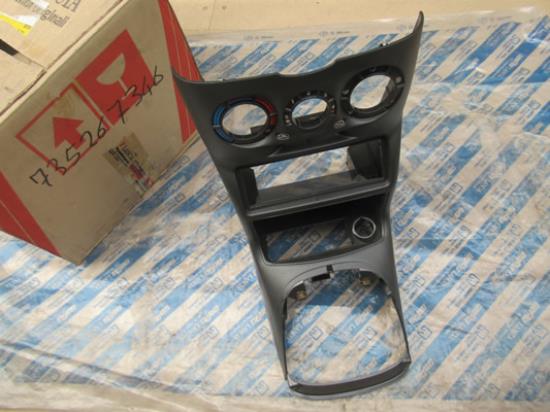 735267346 Sierstuk voor dashboard