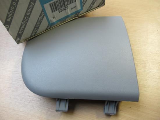 735484205 Klep voor dashboard