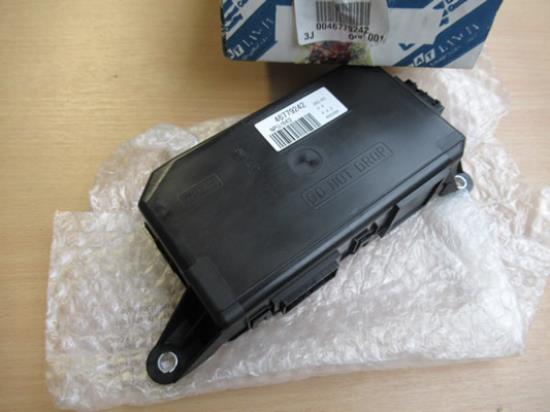 46779242 ECU portier linkerzijde