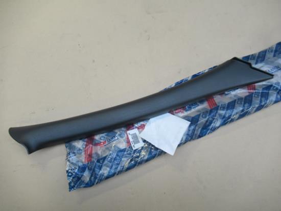 712213635 Raamstijllijst rechterzijde