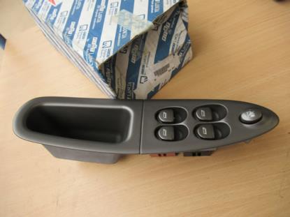 735350869 Raamschakelaar linkerzijde