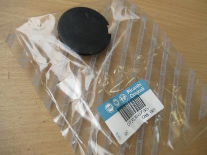 735360795 Plug bumper