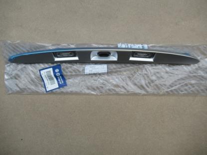 735434183 Sierlijst achterklep met kentekenverlichting