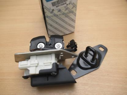 51783048 Kofferbakslot