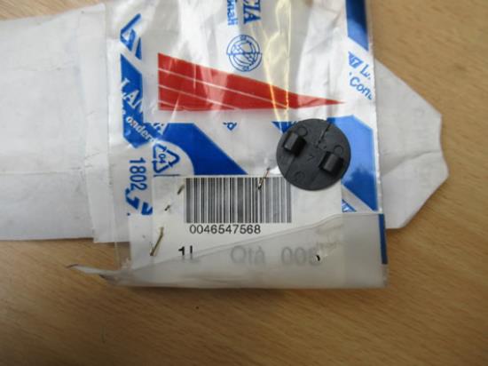 46547568 Paravan plug rechterzijde