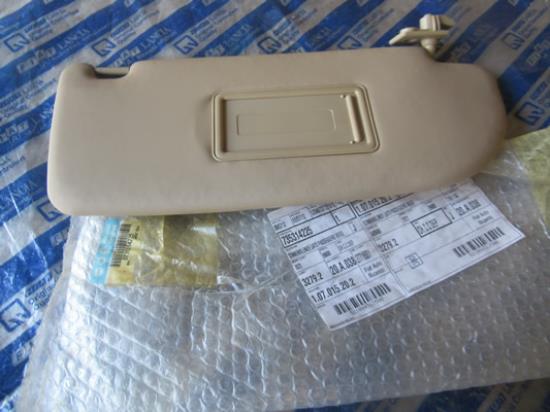 735314225 Zonneklep rechterzijde