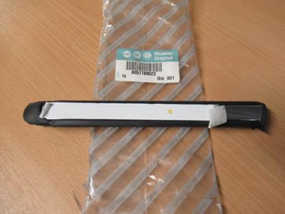 51789623 Sierstrip linkerzijde