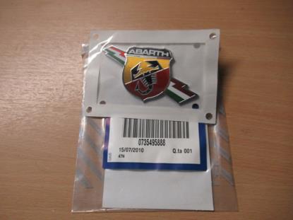 735495888 Embleem zijkant