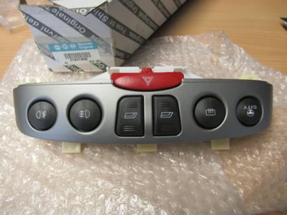 735474838 Bedieningspaneel