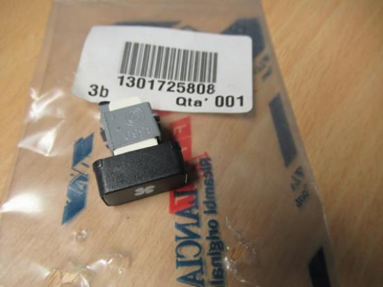 1301725808 Schakelaar