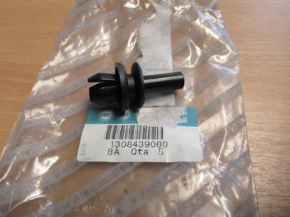 1308439080 Plug