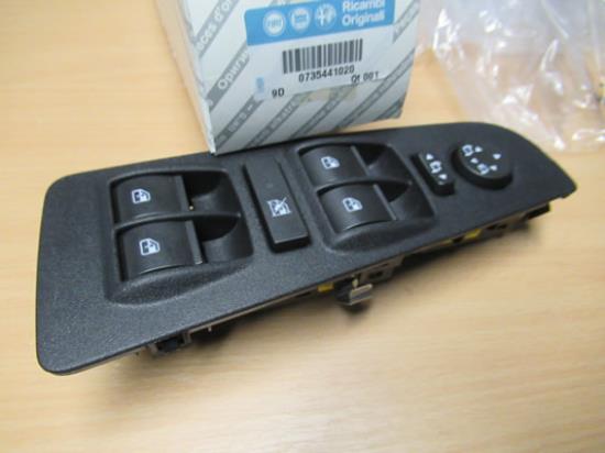 735441020 Raamschakelaar linkerzijde