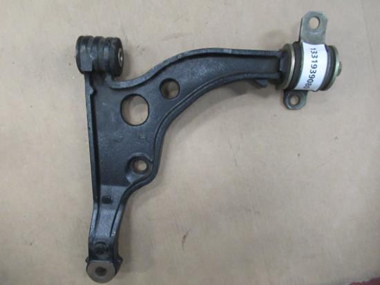 1331939080 Draagarm rechts voorzijde