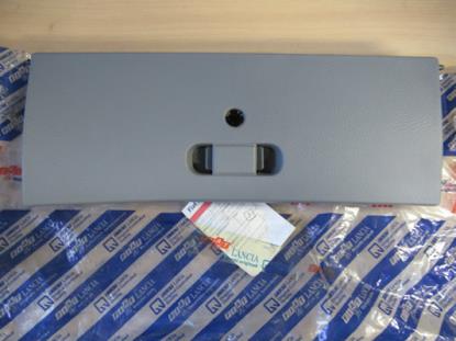 182637360 Klep dasboardkast