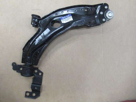 51866701 Draagarm linkerzijde