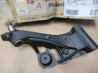 7769900 Draagarm linkerzijde