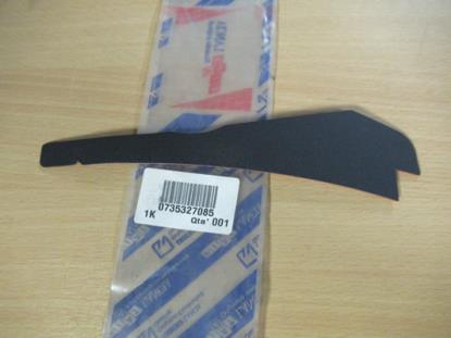 735327085 Luchtinlaat sierstuk rechterzijde