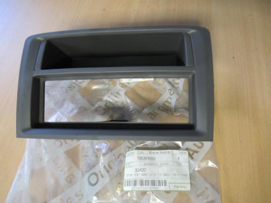 735361656 Radiohouder