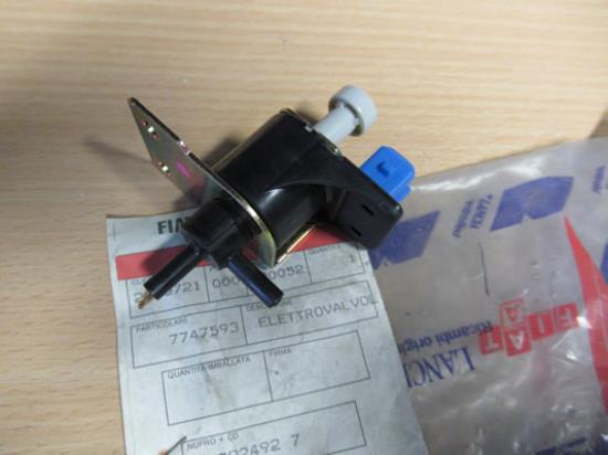 7747593 Klep elektrisch