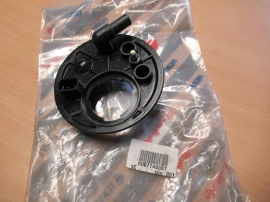 7749367 Deksel brandstofpomp